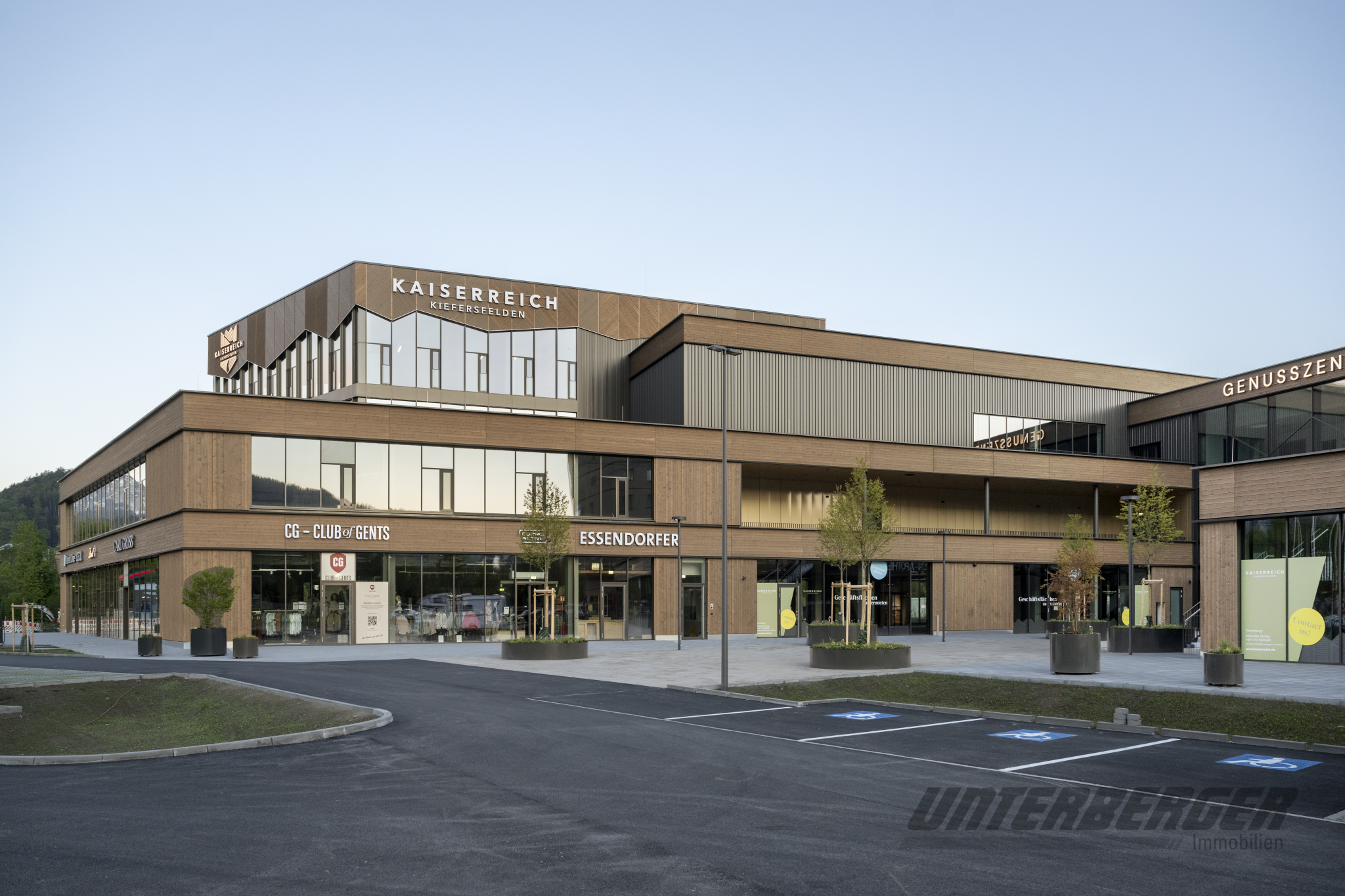 Panoramabüro mit ca. 341m² im Genusszentrum Kiefersfelden zu Vermieten